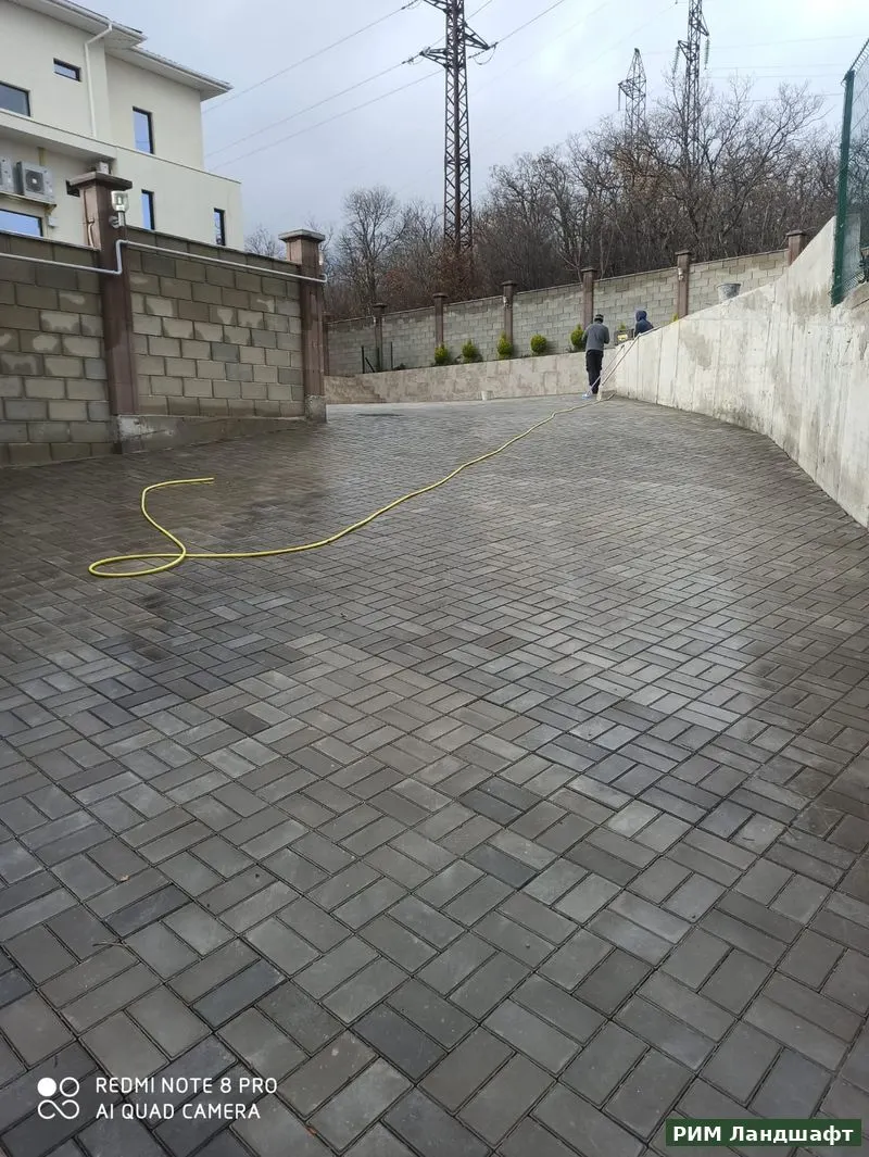 Укладка тротуарной плитки 250 м² Алушта
